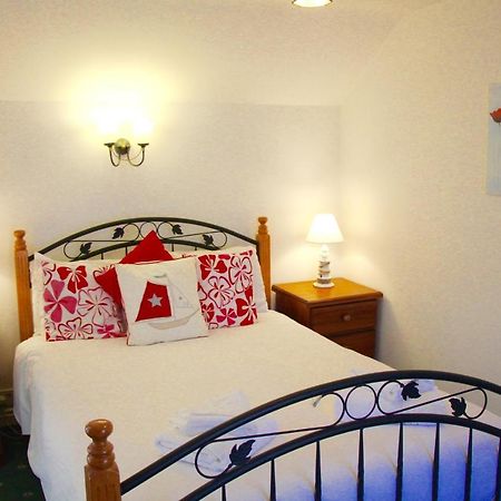 Romantic Flint Cottage On The Suffolk Coast Saxmundham Exterior foto